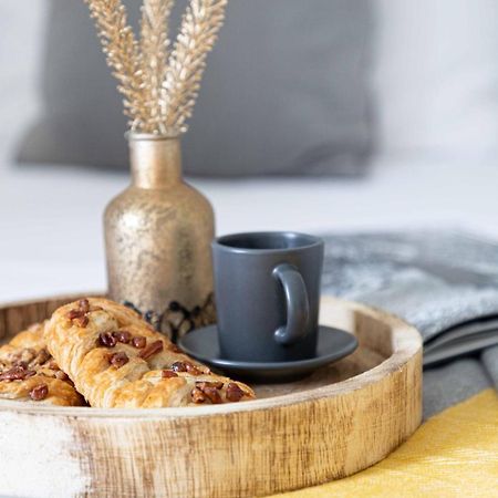 Flat 2 Fairfax Place - Modern Stylish Flat With Plenty Of Charm In Central Дартмут Екстериор снимка
